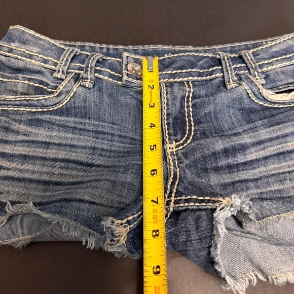 YMI Vintage Y2K LOW RISE Denim Shorts - Picture 6 of 7